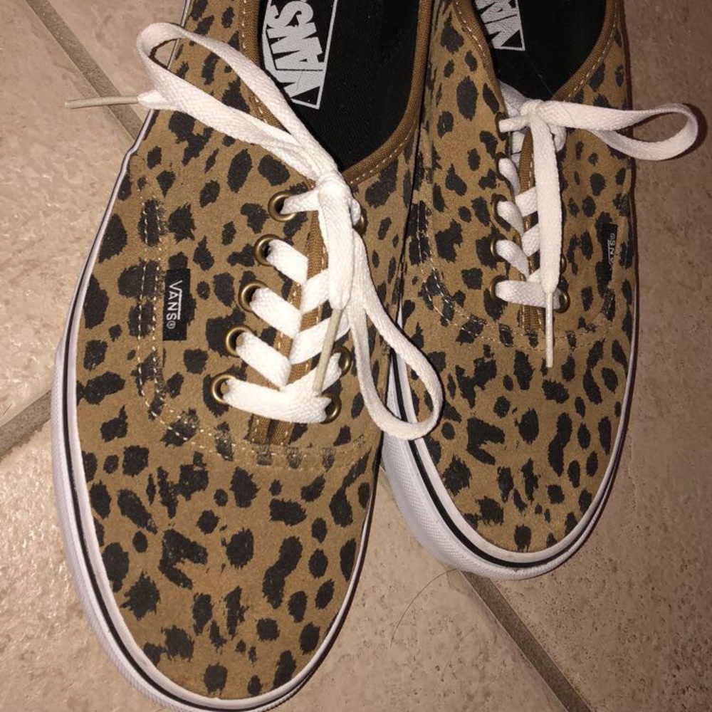 Vans Leopard Print, brand new condition